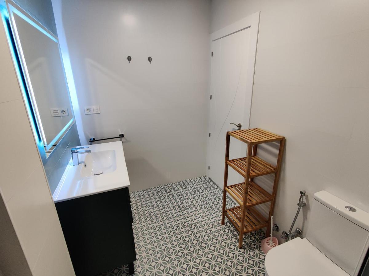 Duerme A Gusto - Tu Habitacion Acogedora En Torredonjimeno Eksteriør bilde
