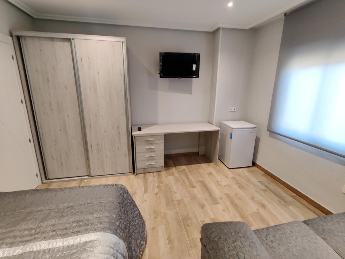 Duerme A Gusto - Tu Habitacion Acogedora En Torredonjimeno Eksteriør bilde