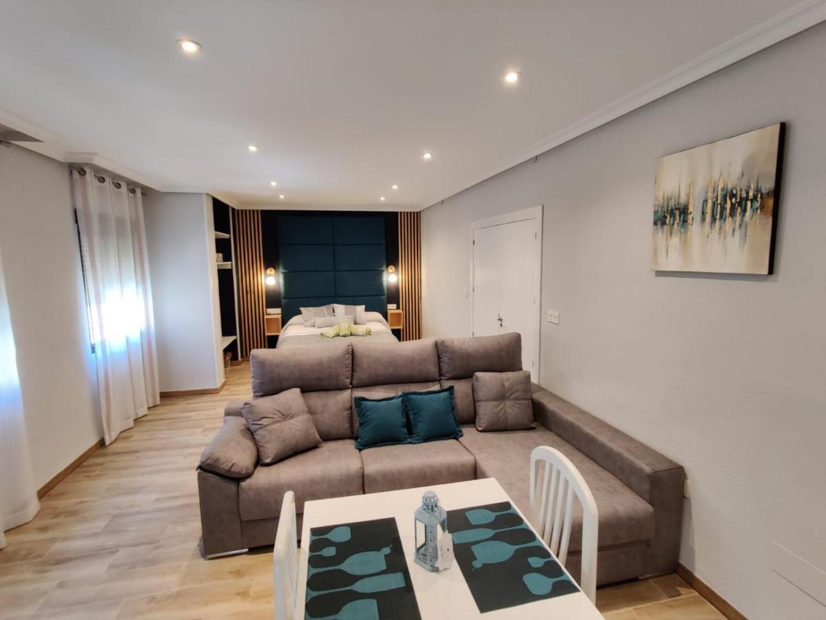 Duerme A Gusto - Tu Habitacion Acogedora En Torredonjimeno Eksteriør bilde